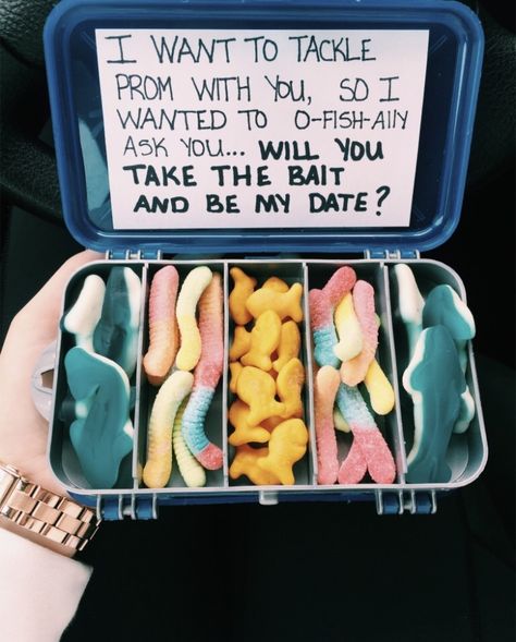 ☼ ☾ P I N T E R E S T | allyvigne Best Prom Proposals, Cute Promposals, Prom Proposals, Cute Homecoming Proposals, Cute Prom Proposals, Dance Proposal, O Fish Ally, Diy Stocking Stuffers, Diy Stockings