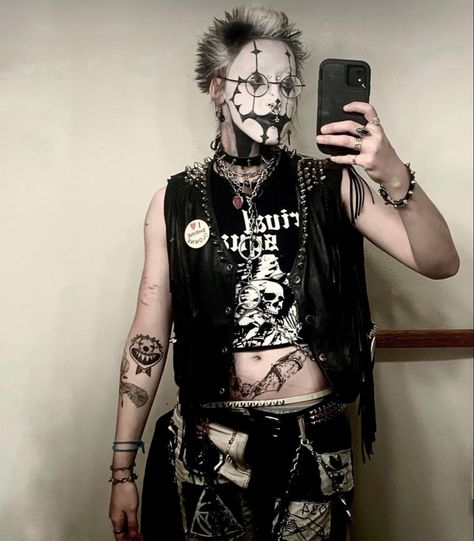 #facepaint #corpsepaint #blackmetal #punk #diy #punkfashion #goth #gothmakeup #clown #clownmakeup #clownaesthetic #piercing #stretchedseptum #piercings #metalhead #diypunk #libertyspikes #spikedhair #clowncore #bihawk #mohawk #rorschach #rorschachinkblot #racoonstripes #scene #scenekid #emo #scenekid #battlevest #crustpants #patchpants Black Metal Face Paint, Metalhead Face Paint, Metal Head Makeup, Rivethead Goth, Liberty Spikes, Crust Pants, Metalhead Tiktok, Stretched Septum, Punk Diy