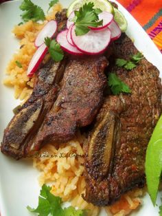 Citrus Chile Beef Short Ribs~ Costillas de Res Mexican Short Ribs Recipe, Beef Short Rib Recipes, Short Ribs Recipe, Marinated Beef, Ribs On Grill, Hot Food, Beef Short Ribs, Beef Ribs, Asian Flavors