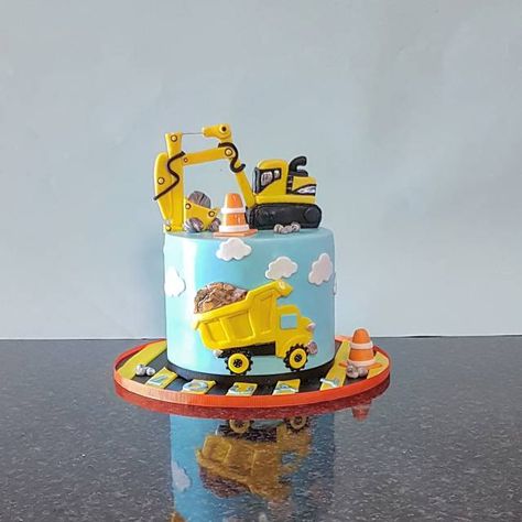 Digger Cake Topper, Construction Birthday Party Cakes, Construction Cake Topper, Cars Cake Topper, Dessert Bord, Builder Cake, Construction Theme Cake, Excavator Cake, Digger Cake