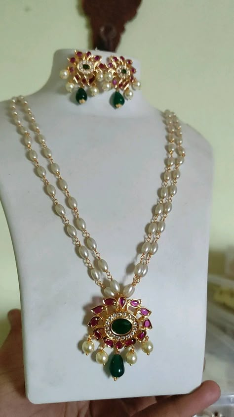 Pearl Indian Jewellery, Pendal Set Design In Gold, Ruby Pendant Set, Victorian Jewelry Necklace, Kolhapuri Saaj, Kemp Jewellery, Small Gold Necklace, Heavy Jewelry, Fashion Jewelry Necklaces Gold