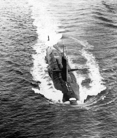 How fast will that thing go? The USS Skipjack Story – theleansubmariner Us Submarines, Nuclear Submarine, Electric Boat, Most Asked Questions, New London, On Board, Go On, Submarine, Over The Years