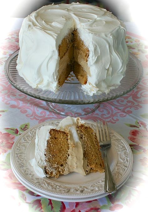 Root Beer Cake, Root Beer Float Pie, Root Beer Float Recipe, Root Beer Float Cake, Mousse Filling, Beer Cake, Beer Float, Root Beer Float, Köstliche Desserts