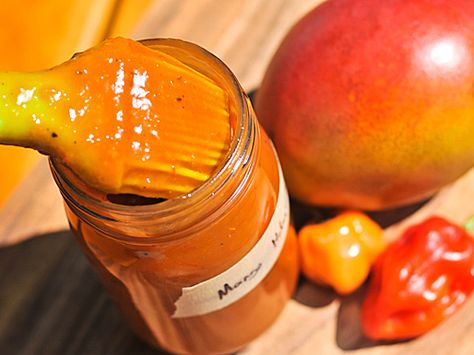 If I didn't live in a studio apartment in NYC -- and if I had a backyard and a grill -- I'd have a BBQ and make this tonight. Caramel Sauces, Barbecue Sauces, Food Essentials, Food Sauces, Recipe Mango, Barbecue Sauce Recipes, Bbq Sauces, Hot Sauce Recipes, Marinade Sauce