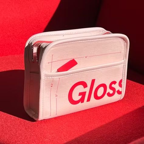 Mini Beauty Bag – Glossier Glossier Pouch, Glossier Beauty Bag, Glossier Makeup Bag, Mac Christmas, Glossier Sweatshirt, Mini Makeup Pouch, Glossier Beauty, Glossier Bag, Glossier Cosmetics