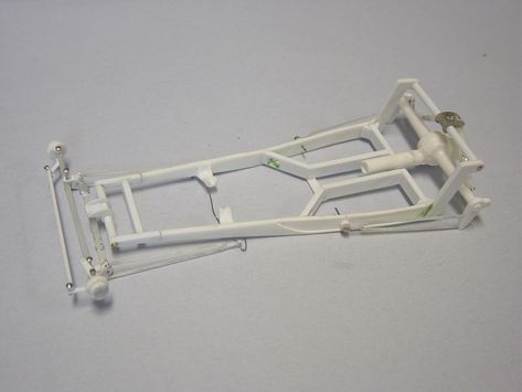 Can we see some scratchbuilt frames? - General Automotive Talk (Trucks and Cars) - Model Cars Magazine Forum Scale Model Car Photography, Trophy Truck Chassis, Carrera Slot Cars, Car Modeling, Car Reference, Cars Magazine, Car Builds, Racing Car Model, Car Facts