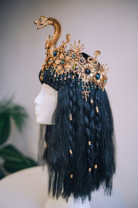 Cleopatra Crown Halo Crown Gold Halo Halo Headlights Egypt - Etsy Gold Witch Jewelry, Halloween Costume Goddess, Cleopatra Crown, Cleopatra Headpiece, Cleopatra Outfit, Cleopatra Quotes, Egypt Costume, Cleopatra Halloween Costume, African Crown