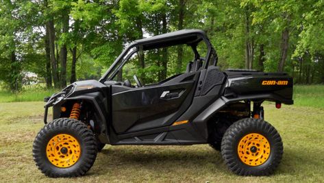 2021 Can-Am Commander 1000R XT-P Test Review | UTV On Demand Can Am Commander, Rear Differential, Utility Vehicles, Can Am, Fender Flares, Product Reviews, On Demand, Engineering, Vehicles