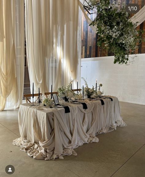 Dramatic Draping Wedding, Linen Draping Wedding, Serpentine Wedding Table, Draped Table Cloth, Wedding Ceremony Drapery, Wedding Table Draping, Wedding Drapery Ideas, Fabric Draping Wedding, Table Draping