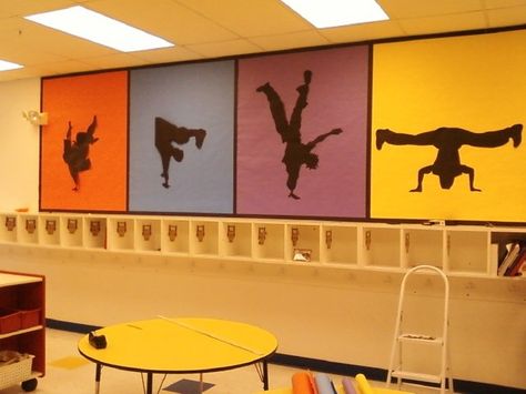 Another classroom bulletin board Dance Classroom Design, Dance Classroom Decor, Dance Studio Bulletin Board Ideas, Dance Classroom Decorations, Dance Bulletin Board Ideas, Dance Studio Mural Ideas, Dance Teacher Tools, Diy Tiny Books, Dance Nation