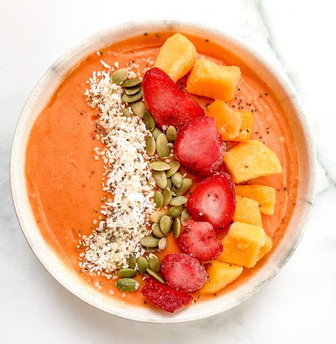 Mango Hurricane Smoothie Bowl (Booster Juice Copycat) Spa Party Food Ideas, Spa Party Food, Booster Juice Recipes, Vegan Smoothie Bowl Recipes, Thick Smoothie Bowl, Spa Party Foods, Sunday Soup, Booster Juice, Sorbet Dessert