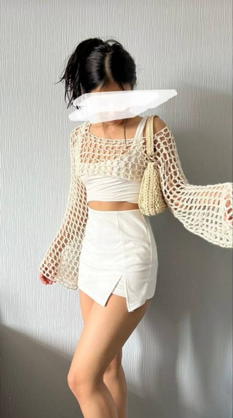 Crochet Top Outfit, Mode Crochet, Homecoming Hair, Hoco Hair, Crochet Top Pattern, Crochet Blouse, Crochet Inspo, Summer Fits, Crochet Fashion