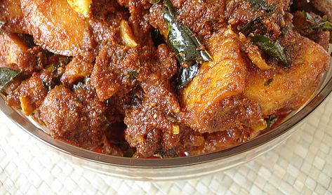 Andhra Chicken Pickle Indian Achar, Pickled Chicken, Chilli Pickle Recipe, Pickles Recipes, Chicken Pickle, Chettinad Chicken, Chilli Pickle, Indian Delicacies, Andhra Recipes