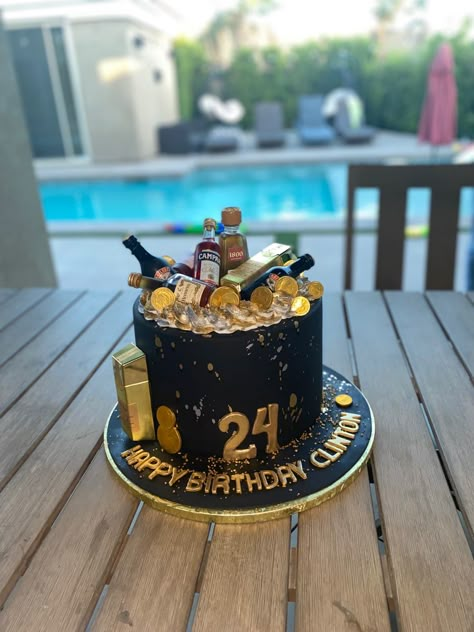 Alcohol Bday Cake, 21st Birthday Cake Black And Gold, Mini Alcohol Bottle Cake, 21st Birthday Cake With Alcohol Bottles, 21st Birthday Cake Alcohol Mini Bottles, Cake With Bottles Of Alcohol, Black And Gold Cakes For Men, Mini Cake Birthday Men, Cake With Mini Liquor Bottles