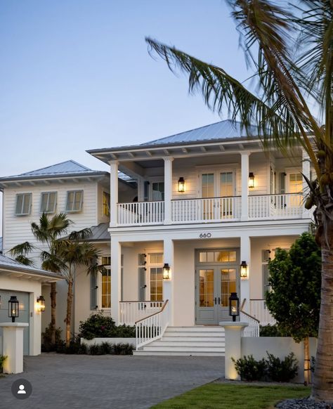 House Exterior Florida, Southern Coastal Homes Exterior, Seaside Florida Homes, Florida Home Exterior, Old Florida Home, Modern Coastal Home Exterior, Coastal Exteriors, Coastal Homes Exteriors, Mediteran House