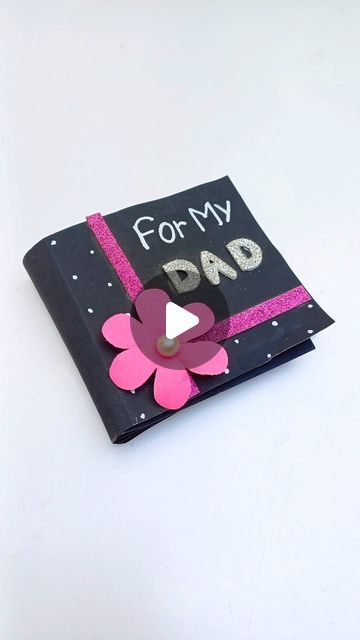 Shrishti Jain on Instagram: "Handmade Scrapbook For Father's Day 🥰💕 #fathersdaygift #craft #scrapbook #art #digitalart #happyfathersday" Fathers Day Craft Ideas Handmade Gifts, Birthday Card For Father Handmade, Handmade Fathers Day Cards Ideas, Easy Greeting Cards Handmade, Fathers Day Card Ideas Diy, Homemade Birthday Cards For Dad, Fathers Day Cards Diy, Birthday Msg, Father's Day Cards Handmade