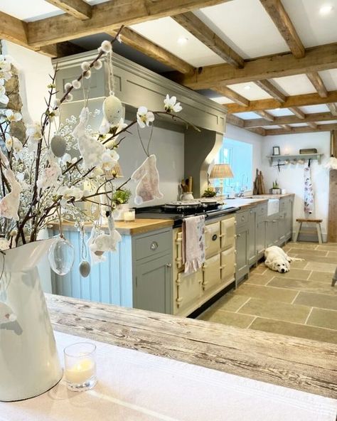 Marr House Farm – My English Country Cottage English Cottage Kitchens, Cottage Style Bedroom, English Cottage Interiors, English Country Cottages, Country Cottage Interiors, Country Cottage Kitchen, Country House Interior, Farm Cottage, Cottage Interior