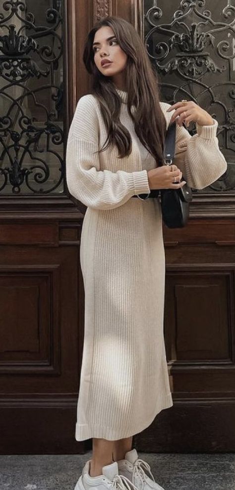 Winter Dress Cozy, Fall Modest Dress, Long Winter Dresses Casual, Cozy Winter Dress Outfit, White Maxi Dress Outfit Winter, Winter Dress Styling, How To Style Bodycon Dress In Winter, Long Dress Outfit Winter, Winter Long Dress Outfit