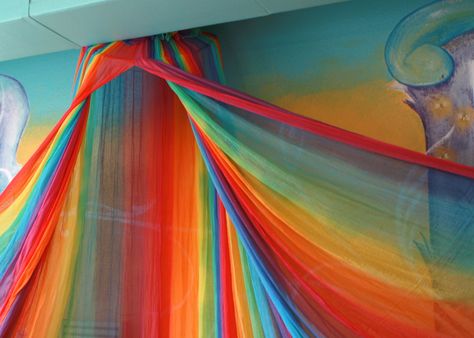 Rainbow canopy Rainbows And Unicorns Bedroom, Rainbow Room Aesthetic, Rainbow Rooms, Rainbow Canopy, Rainbow Vomit, Rainbow Interior, Hippy Bedroom, Rainbow Bedroom, Unicorn Room