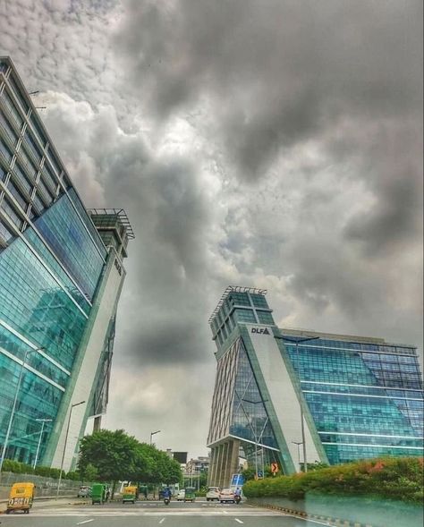 Gurugram Weather 🌫 🌧️😍 #gurgaon #gurgaondiaries #gurgaonlife #cloudysky #cloudsphotography #naturelovers #dlf #cyberhub Gurugram City, Cyberhub Gurgaon, Instagram Movie, Clouds Photography, Photos For Profile Picture, Story Ideas Pictures, Travel Places, Ideas Pictures, Apple Wallpaper