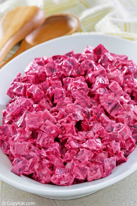 Russian Beet Salad, Beet Salad Recipe, Beet Salad Recipes, Roasted Beet Salad, Fresh Beets, Beetroot Salad, Beet Recipes, Pickled Beets, Copykat Recipes