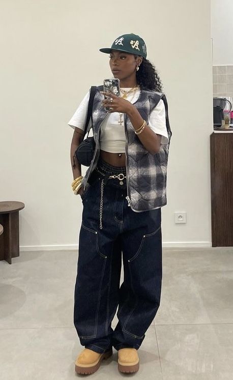 Summer Baddie Outfits, Hoodies Y2k, Summer Baddie, Accessories Y2k, Looks Hip Hop, Outfit Inspo Casual, Tomboy Style Outfits, Y2k Clothing, Looks Street Style