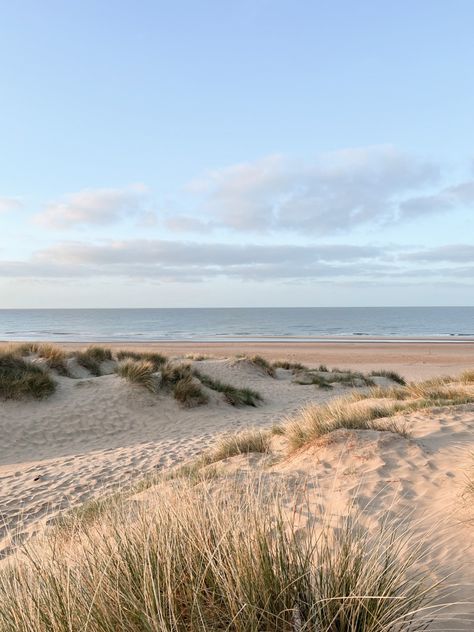 Camber Sands, Stones Throw, Coastal Life, East Sussex, Beach Aesthetic, Pretty Places, Beach Vibe, Rye, Beach Trip