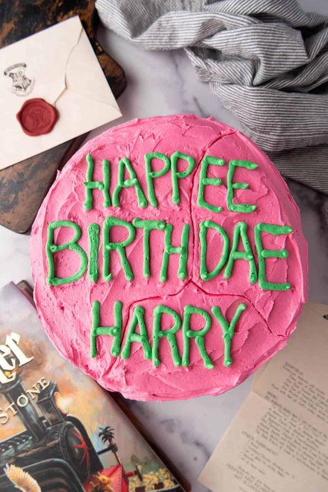 Harry Potter Birthday Cake Chocolate Tres Leches Cake, Magnolia Bakery Banana Pudding, Harry Potter Birthday Cake, Harry Potter Theme Party, Pink Food Coloring, Pink Frosting, House Cake, Harry Potter Cake, Birthday Cake Recipe