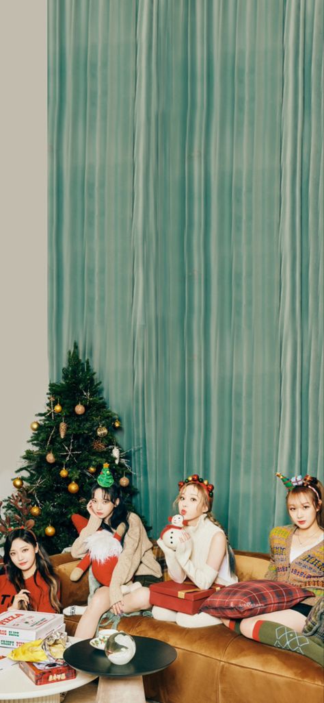 Christmas Karina Aespa Wallpaper Giselle Aeri Yoo Jimin Kim Minjeong Wintee Ningning My K Pop Christmas Wallpaper, Christmas Kpop Wallpaper, Aespa Wallpaper Ot4, Christmas Kpop, Aespa Wallpaper, K Wallpaper, Aespa Karina, More Wallpaper, Follow My Instagram