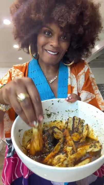 Hot and juicy hearts of palm for the win!!! Baaabbyyy I almost fight m... | Hearts Of Palm | TikTok Tabitha Brown Recipes, Tabitha Brown Vegan Recipes, Vegan Crab, Tabitha Brown, Brown Recipe, Heart Of Palm, Hearts Of Palm, Vegan Recipes Videos, Food Bar