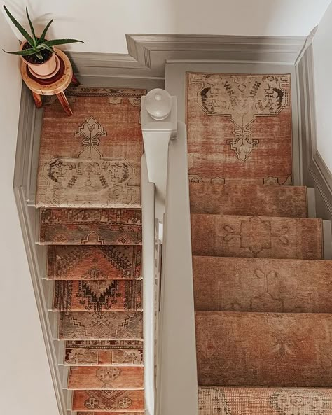 Living Room Ceiling Wallpaper, Wallpaper Floor, Old Carpet, Stair Runner Carpet, Stair Runner, House Goals, One Month, House Inspo, House Inspiration