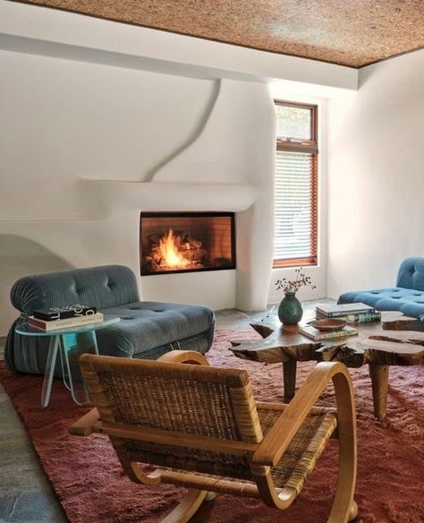 Mid Century Modern Interior Design, Mid Century Modern Interiors, Emma Chamberlain, Architectural Digest, Interior Inspo, House Inspo, Living Room Inspiration, Interior Design Projects, Modern Interior Design