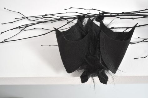 Sewing Project: Spooky Halloween Bat Tutorial - WeAllSew Paper Mache Bat Diy, Diy Hanging Bats For Halloween, Diy Bat Cave, Felt Bats Diy, Spooky Decorations Diy, Make A Cauldron, Diy Halloween Bats, Halloween Bats Diy, Hanging Bats