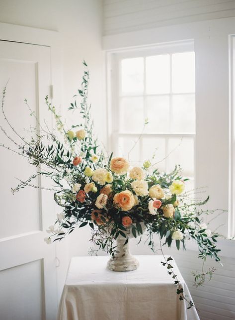 Hope Flower, Fresh Wedding Flowers, Large Floral Arrangements, Large Flower Arrangements, Beautiful Wedding Flowers, Church Flowers, Wedding Flower Inspiration, Vase Arrangements, Floral Arrangements Wedding