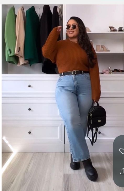 Wide Leg Outfit Jeans, Wide Leg Jeans Outfit Plus Size, High Rise Wide Leg Jeans Outfit, Plus Size Outfits Winter, Apple Body Shape Clothes, Curvy Winter Outfits, Outfits 30s, Wide Leg Outfit, High Waisted Jeans Outfit