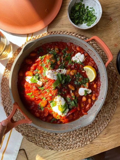 Simplified Vegan Shakshuka in One Pot — rachel ama Vegan Shakshuka, Rachel Ama, Vegan Crepes, Brunch Inspiration, Plant Based Yogurt, Vegan Brunch, Vegan Tacos, Meal Of The Day, Dinner Salads