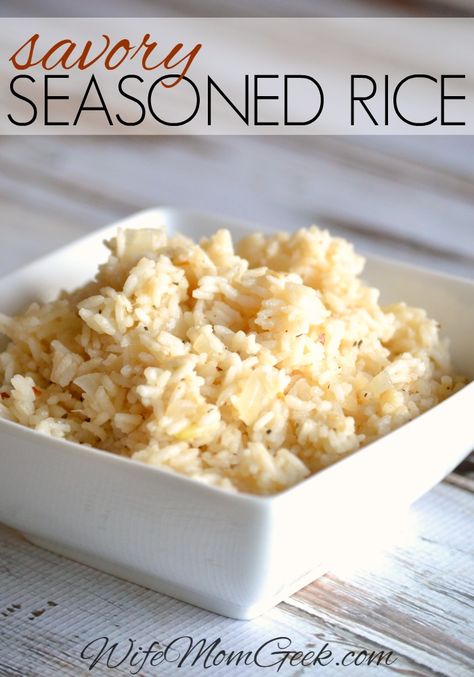 Looking for side dishes to add to your dinner recipes? This savory seasoned rice recipe pairs perfectly with meats and/or veggies. Try it for dinner tonight! Seasoned Rice Recipe, Seasoned Rice Recipes, Rice Side, Rice Side Dishes, Salad Pasta, Seasoned Rice, Jasmine Rice, Sticky Rice, Side Recipes