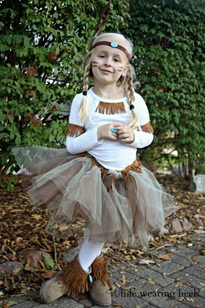 Indian Girl Costumes, Heels Indian, Indian Birthday Parties, Native American Dress, Christmas Posts, Turkey Trot, Wilde Westen, Diy Kostüm, Indian Party