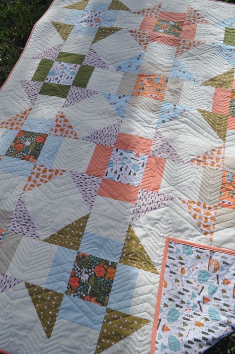 FREE Quilt Pattern: Vintage Camping - Homemade Emily Jane Camping Quilt Ideas, Accuquilt Patterns, Camping Fabric, Camping Quilt, Simple Quilts, Churn Dash Quilt, Bed Quilts, Quilt Big, Emily Jane