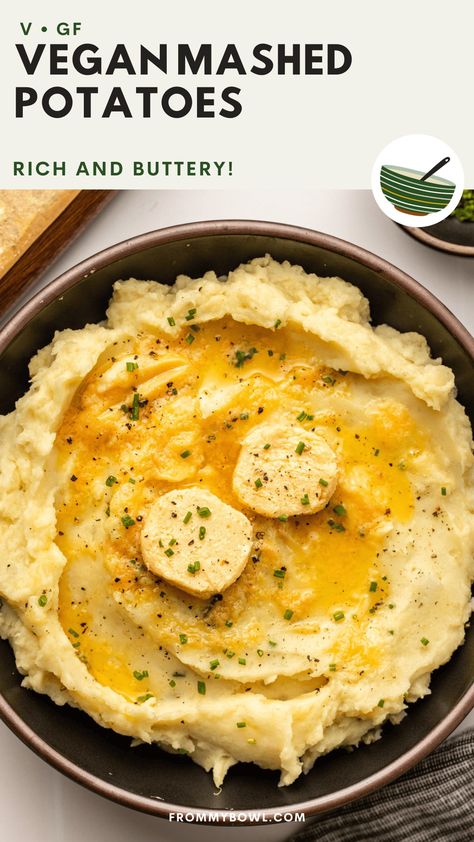 Creamy and buttery Vegan Mashed Potatoes made with roasted garlic, cashew cream, and nutritional yeast. Top them with the homemade garlic miso compound butter for an out-of-this-world side dish! Vegan and Gluten-Free. Vegan Mashed Potatoes Recipe, Vegan Heavy Cream, Vegan Mashed Potatoes, Fluffy Mashed Potatoes, Mashed Potatoes Recipe, Gluten Free Potatoes, Leftover Mashed Potatoes, Vegan Holidays, Compound Butter