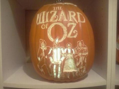 Wizard of Oz artificial pumpkin carved by www.illuminatedcarves.com Wizard Of Oz Pumpkin Carving, Wizard Of Oz Pumpkin Ideas, Wizard Of Oz Pumpkin, Pumpkin Decorating Party, Pumpkin Carved, Carving Templates, Wizard Of Oz 1939, Creative Pumpkin Carving, Pumpkin Contest