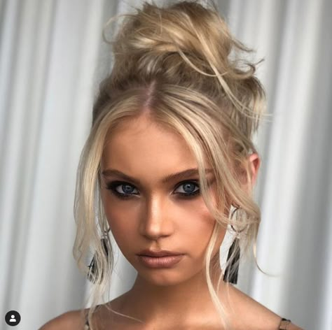 Deb Hairstyles Updo, High Bun Homecoming Hairstyles, Formal Buns High, High Updo With Front Pieces Down, High Messy Bun Prom, High Messy Bun Bridesmaid, High Bun Hairstyles For Prom, Messy High Updo Wedding, Formal High Bun Hairstyles