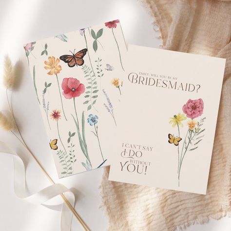 Bridesmaid Proposal Ideas Unique, Simple Bridesmaid Proposal, Unique Bridesmaid Proposal, Bridesmaid Things, Bridesmaid Invitations, Maid Of Honor Invitation, Colorful Wildflowers, Invitation Minimalist, Be My Maid Of Honor