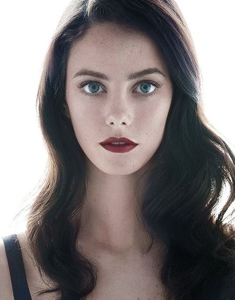 Zatanna Zatara (The Baby Speedster) Actresses With Black Hair, Red Haired Actresses, Brunette Green Eyes, Brunette Blue Eyes, Black Hair Green Eyes, Brunette Actresses, Black Hair Blue Eyes, Kaya Scodelario, The Maze Runner