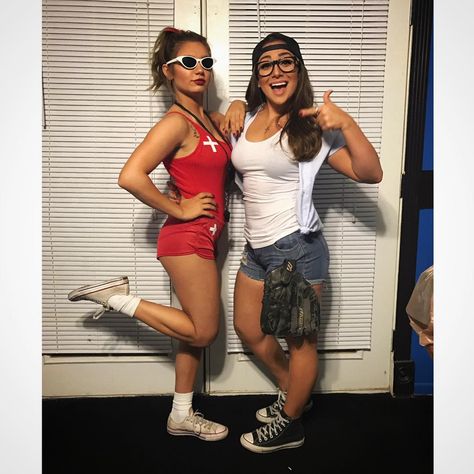 30 Costume Ideas For BFFs That Prove the '90s Were the Best