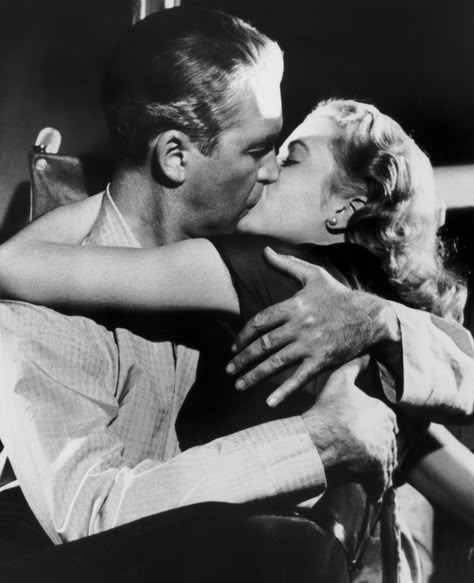 The 29 Most Iconic Movie Kisses of All Time for International Kissing Day - Rear Window from InStyle.com International Kissing Day, Claire Forlani, Movie Kisses, Rhett Butler, Kim Novak, James Stewart, Vintage Kiss, Kiss Day, Hollywood Couples