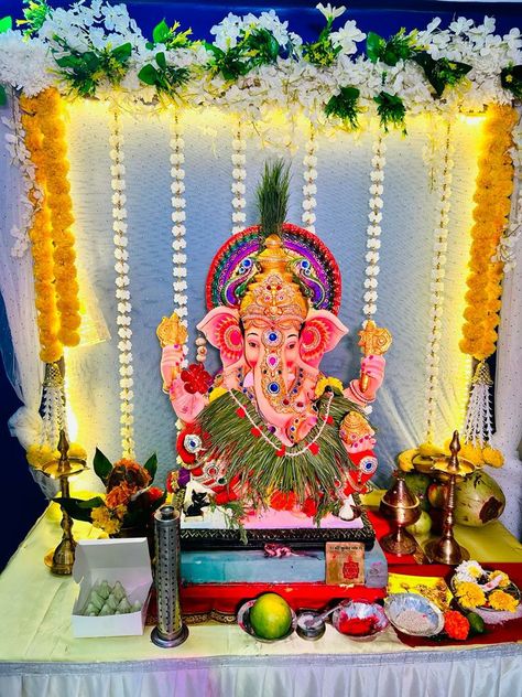 Ganpati Visarjan Decoration, Ganpati Flower Decoration, Ganpati Celebration, Gauri Decoration, Ganesh Chaturthi Decoration, Ganpati Bappa Morya, Ganpati Decoration At Home, Decoration For Ganpati, Bappa Morya