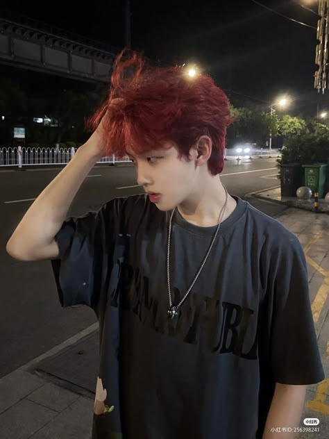 Messy Hair Boy, Red Hair Boy, Red Hair Men, Cherry Red Hair, Redhead Men, Short Hair Tomboy, Red Hair Inspo, Wine Hair, Shave My Head