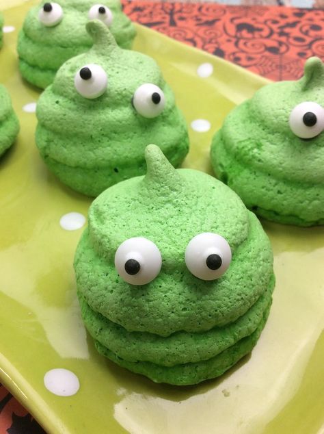 This Monster Slime Cookie recipe are just the cutest little monsters. The kids will fall in love with them. They make the perfect Halloween party treat. Monster Slime, Perfect Halloween Party, Halloween Party Treats, Party Treats, Halloween Recipes, Little Monsters, Cookie Recipe, Food Coloring, Meringue