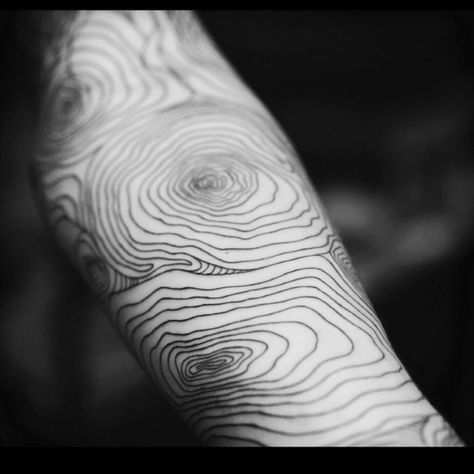 Wood Grain Tattoo, Grain Tattoo, Tattoo Tree, Abstract Tattoo Designs, Map Tattoos, Elements Tattoo, Omerta Tattoo, Tattoo Now, Architecture Tattoo